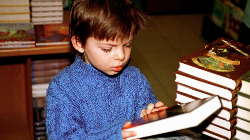 В России стартовала акция по сбору книг для детей из ДНР и ЛНР