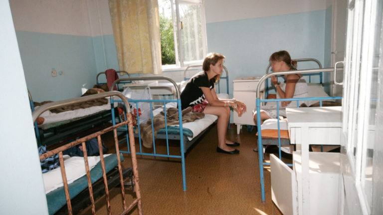 В саратовском детском лагере произошла вспышка кишечной инфекции