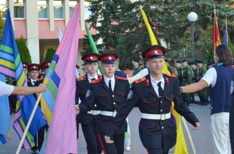 Кадетская смена учащихся Союзного государства «За честь Отчизны» открылась в центре «Зубренок» в Белоруссии