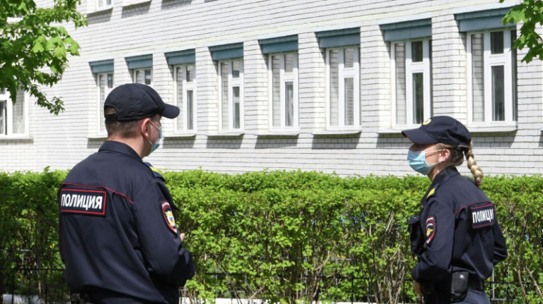 Во всех школах и детсадах Татарстана усилили меры безопасности