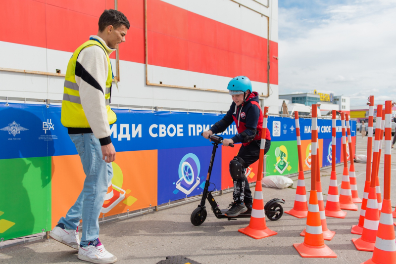 В России выберут лучших педагогов по обучению основам безопасного поведения на дорогах