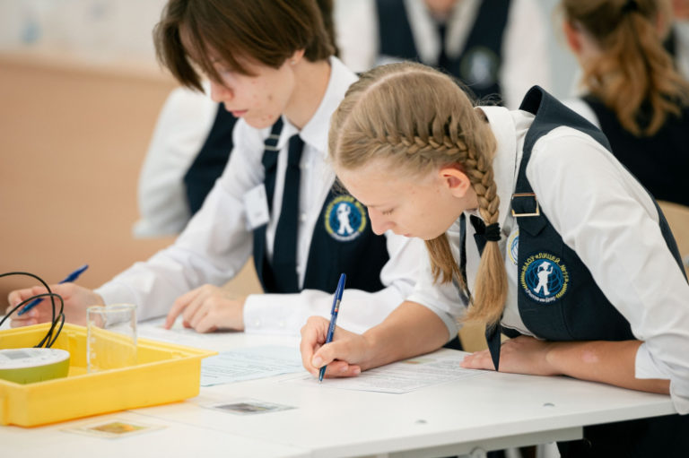 Объявлен конкурс работ на соискание премий Правительства Российской Федерации 2023 года в области образования