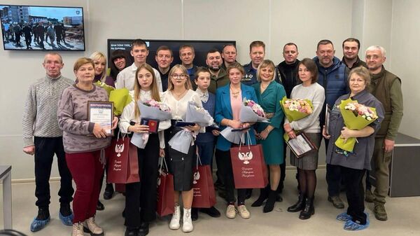 Турчак вручил детям-героям из ДНР медали «За проявленное мужество»