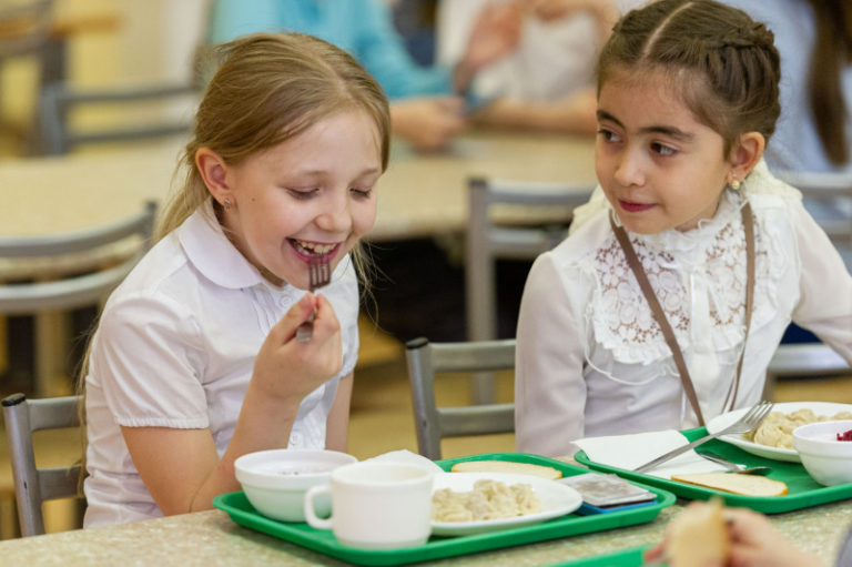 В России пройдет Неделя школьного питания